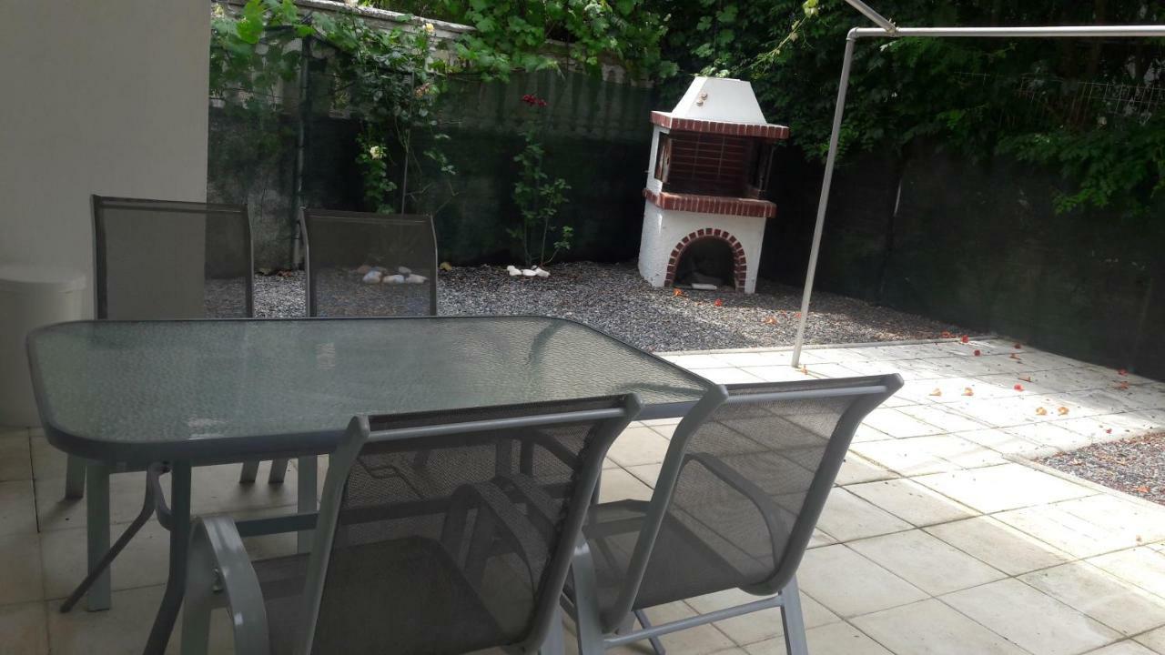 Friends 2 Apartment Peraía 外观 照片